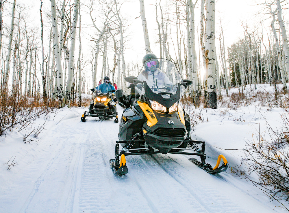 snowmobiling-rentals-in-colorado