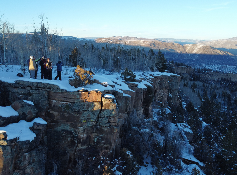 snowmobiling-in-vail