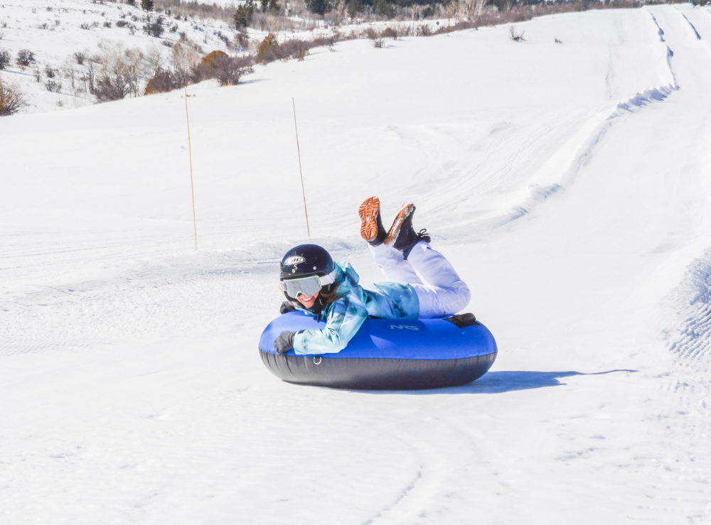 Snow-Tubing-Vail