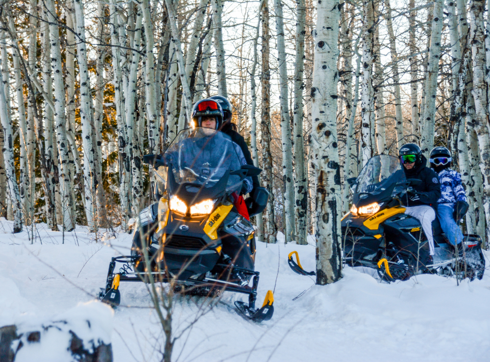 exploring-colorado-snowmobiling-trails