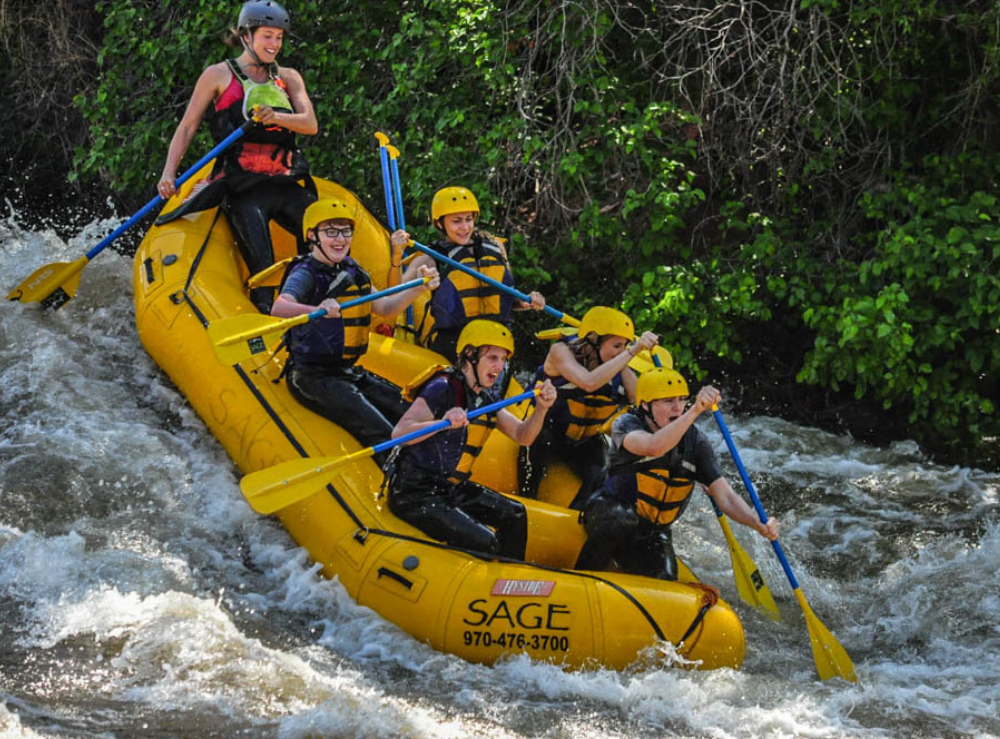 rafting-near-denver-in-the-summer